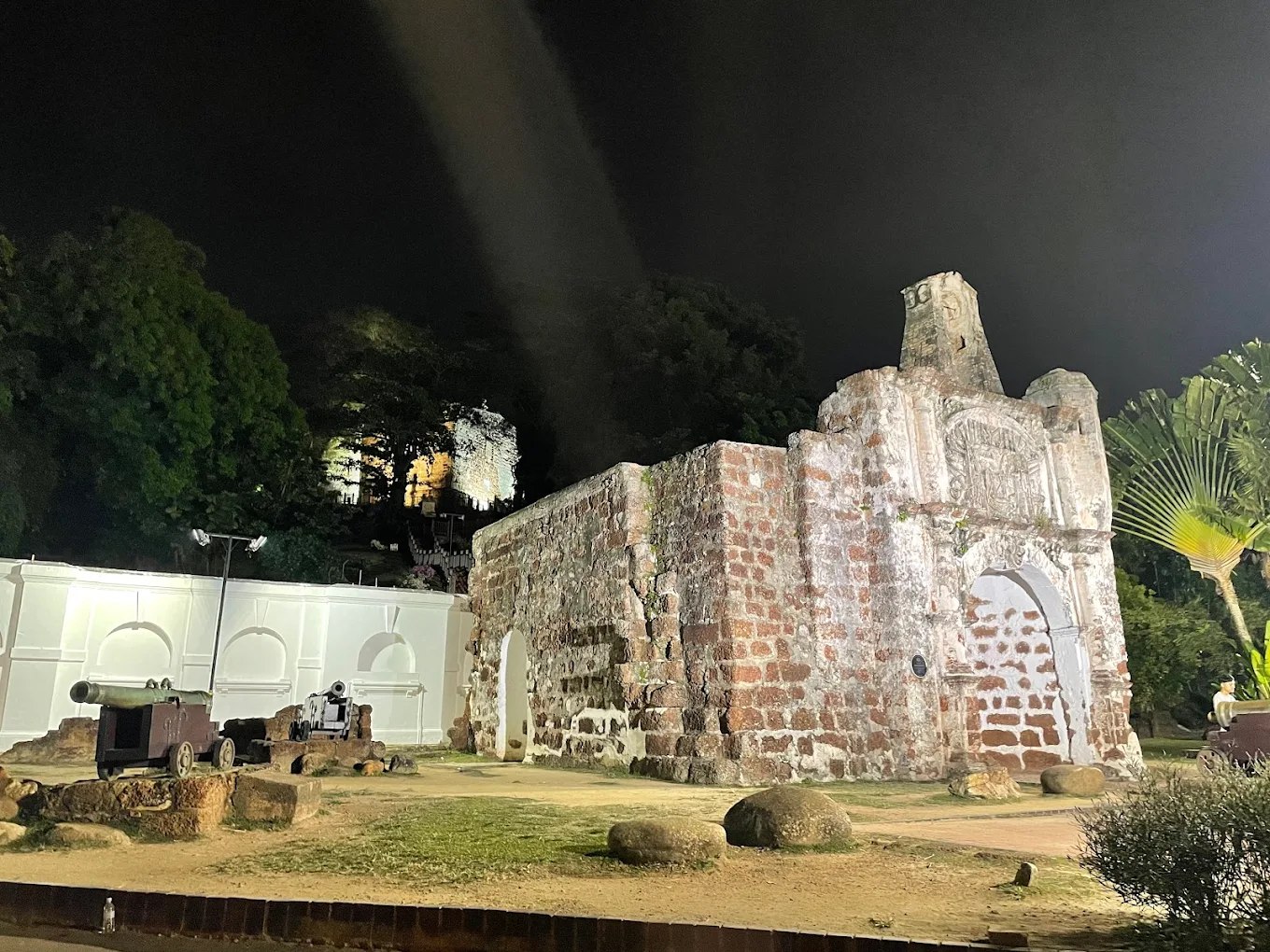 🏰 马来西亚马六甲 · 圣地牙哥古城门 · Menu images